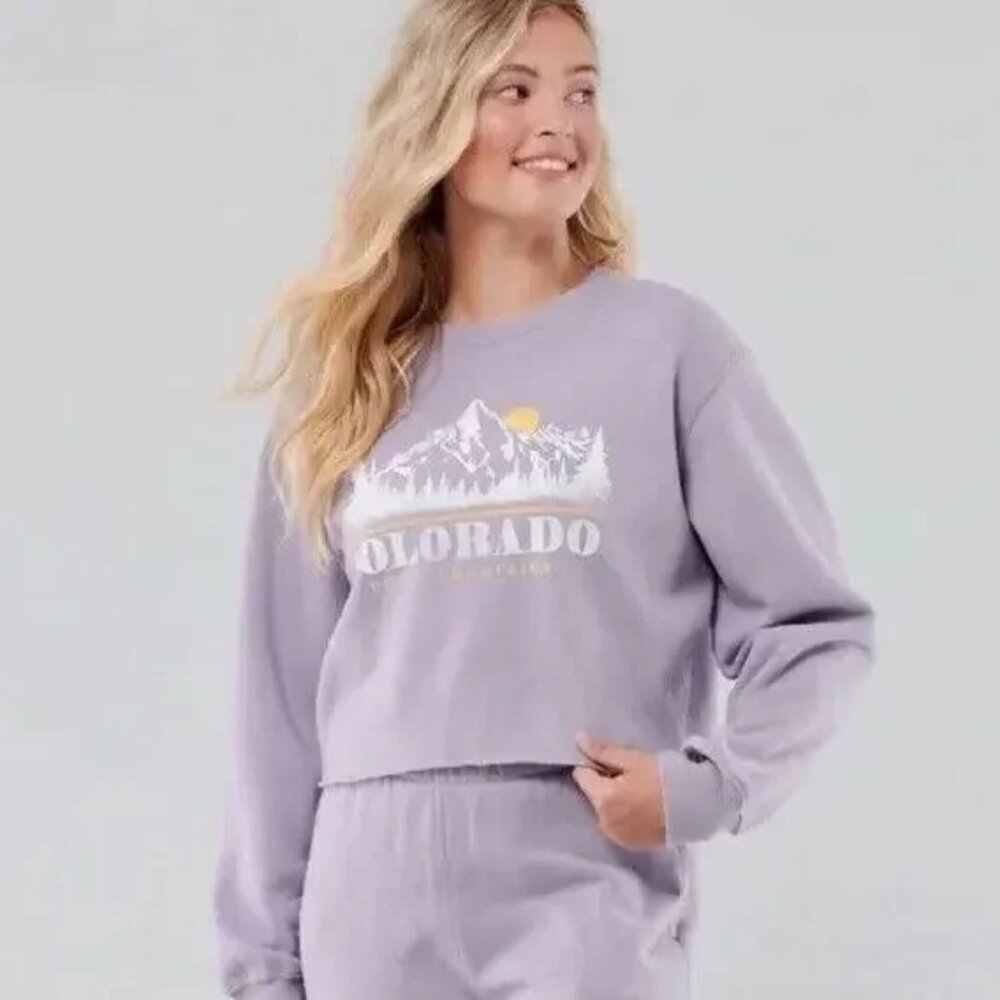 Hollister Colorado Rocky Mountains Sweatshirt